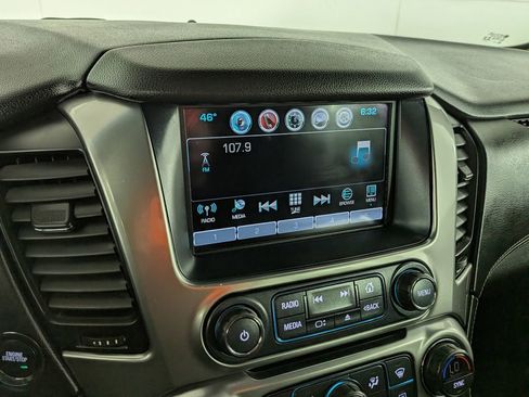 Used 2019 Chevrolet Suburban Premier image 24