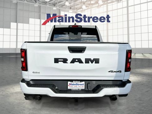 New 2026 RAM 1500 Express image 4