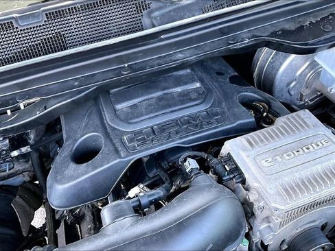 Used 2023 RAM 1500 Big Horn AWD/4WD image 32