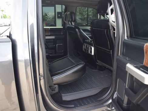 Used 2018 Ford F150 Lariat w/ Equipment Group 502A Luxury image 11