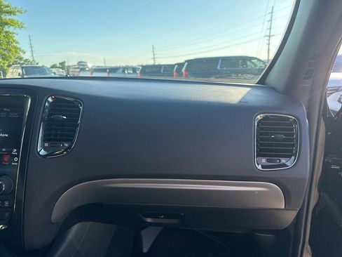 Used 2020 Dodge Durango R/T w/ Technology Group RWD image 19