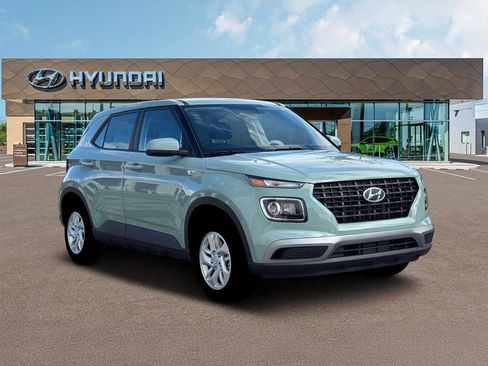 New 2026 Hyundai Venue SE FWD image 11