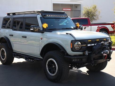 Used 2022 Ford Bronco Badlands AWD/4WD image 11