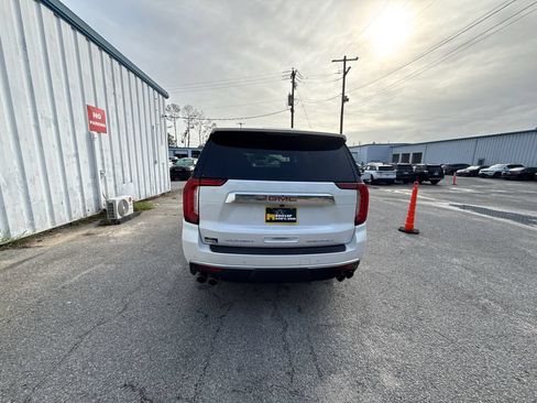 Used 2022 GMC Yukon Denali AWD/4WD image 7
