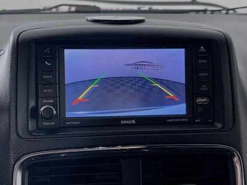 Used 2019 Dodge Grand Caravan GT image 14