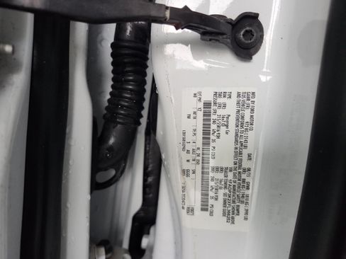 Used 2015 Ford Focus SE w/ Reverse Sensing Package FWD image 20
