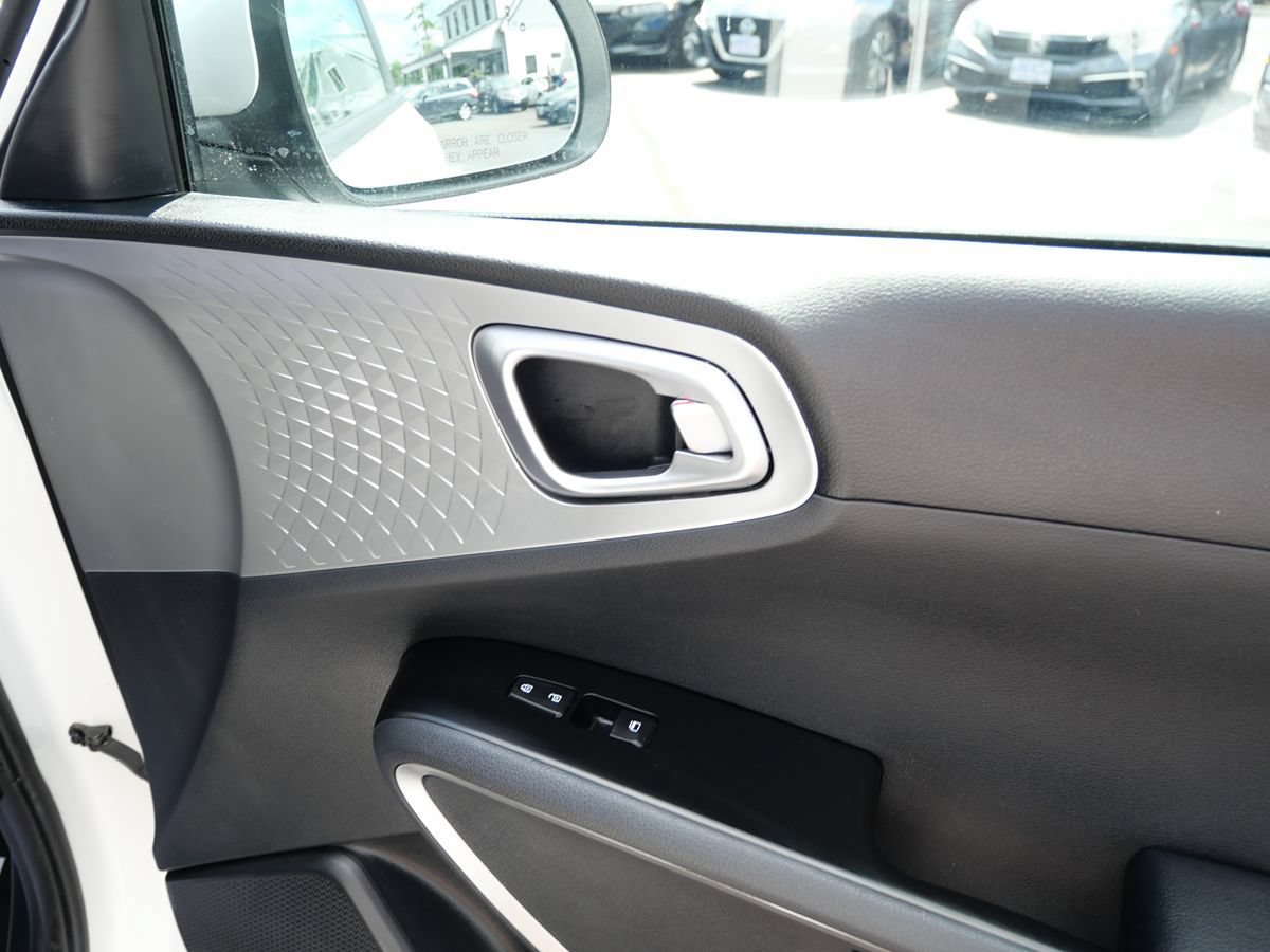 Used 2020 Kia Soul X-Line FWD image 21