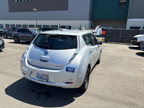 Used 2013 Nissan Leaf S w/ Recycling/Organizational Pkg FWD image 7