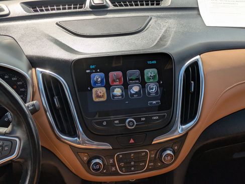 Used 2018 Chevrolet Equinox Premier image 18