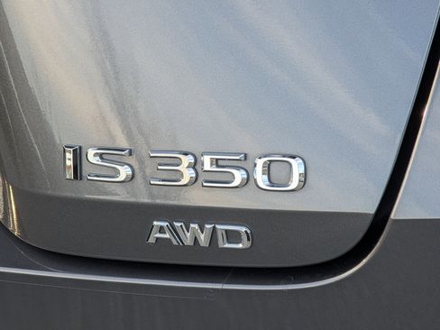 Used 2024 Lexus IS 350 F Sport image 9