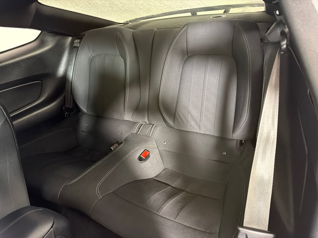 Used 2020 Ford Mustang Coupe RWD image 18