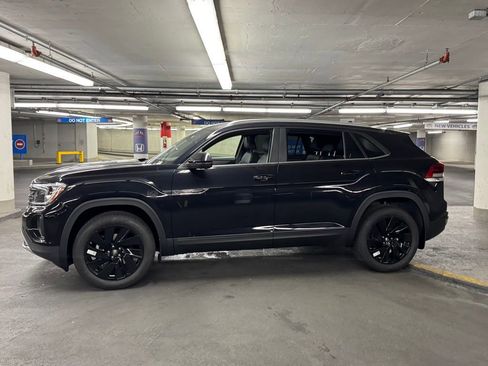 New 2026 Volkswagen Atlas Cross Sport SE image 31