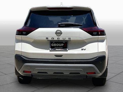 Certified 2023 Nissan Rogue SV FWD image 5