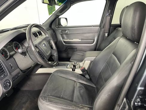 Used 2009 Ford Escape XLT AWD/4WD image 2