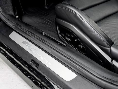 Certified 2020 Porsche 911 Carrera image 11