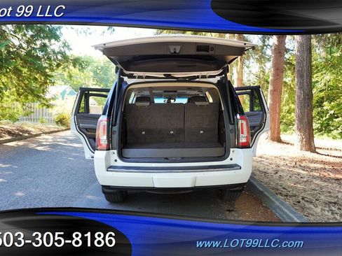 Used 2017 GMC Yukon Denali w/ Open Road Package AWD/4WD image 38