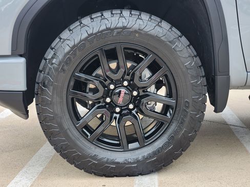 Used 2024 GMC Sierra 1500 Elevation w/ Elevation Premium Package image 12