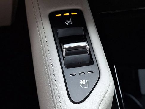 Certified 2023 Kia Telluride SX Prestige AWD/4WD image 26