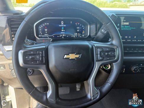 Used 2024 Chevrolet Silverado 2500 LT AWD/4WD image 25
