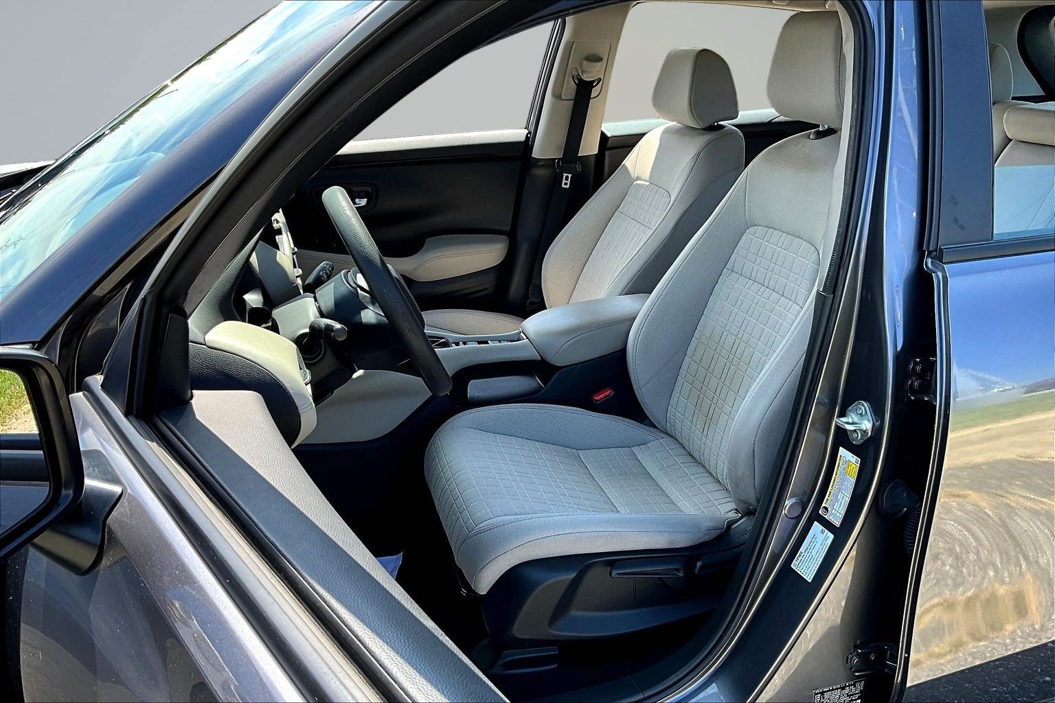 Used 2024 Honda HR-V LX image 19