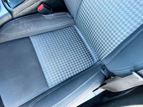 Used 2023 Dodge Charger SXT w/ Blacktop Package image 19