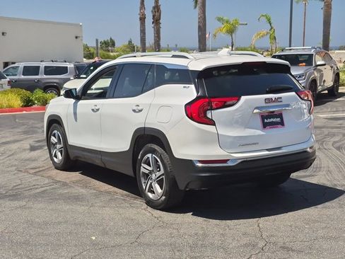 Used 2021 GMC Terrain SLT w/ Infotainment Package II FWD image 8