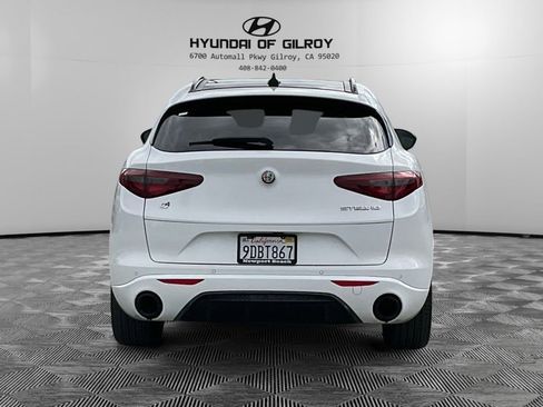 Used 2022 Alfa Romeo Stelvio Veloce image 6