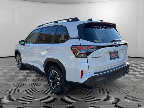 Used 2026 Subaru Forester Premium image 5