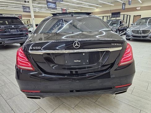 Used 2017 Mercedes-Benz S 550 Sedan image 8