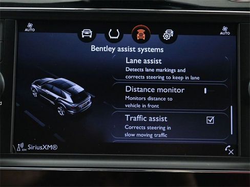 Used 2018 Bentley Bentayga image 49