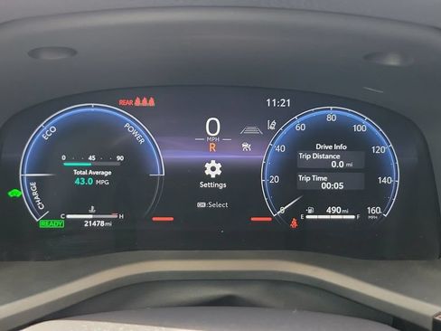 Certified 2025 Toyota Camry XLE FWD image 21