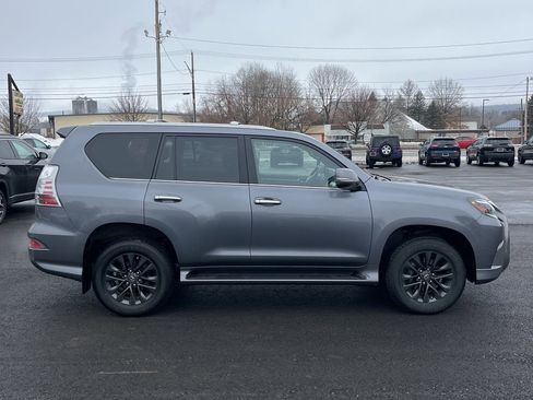 Used 2022 Lexus GX 460 Premium w/ Premium Plus Package image 5