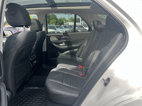 Certified 2024 Mercedes-Benz GLE 350 4MATIC w/ AMG Line Exterior image 31