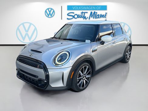 Used 2024 MINI Cooper S image 3