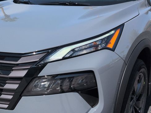 New 2026 Nissan Rogue SV image 8