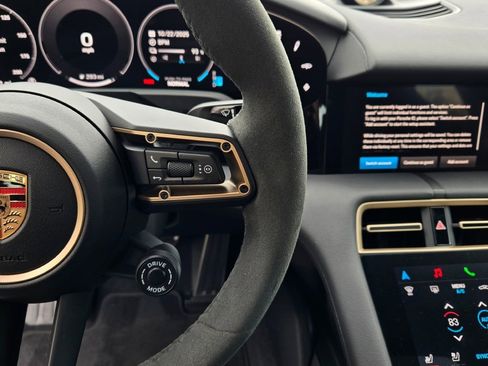 Used 2025 Porsche Taycan 4S image 27