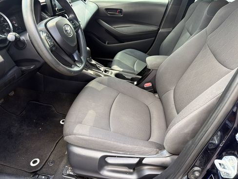 Used 2022 Toyota Corolla LE FWD image 17