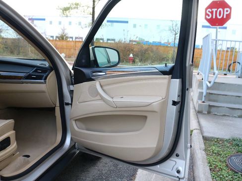 Used 2013 BMW X5 xDrive35i w/ Convenience Pkg image 37