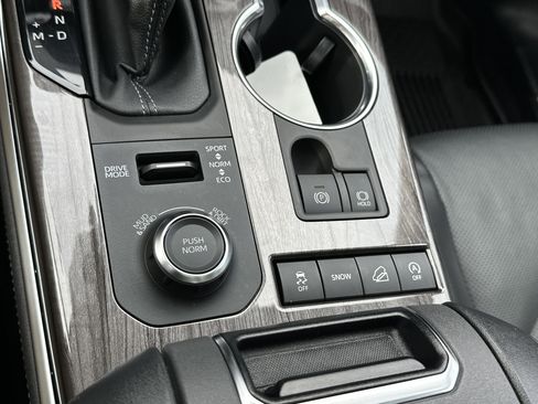 Used 2022 Toyota Highlander Platinum image 22