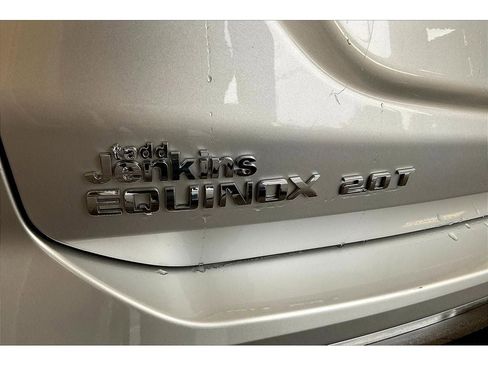 Used 2019 Chevrolet Equinox LT AWD/4WD image 32