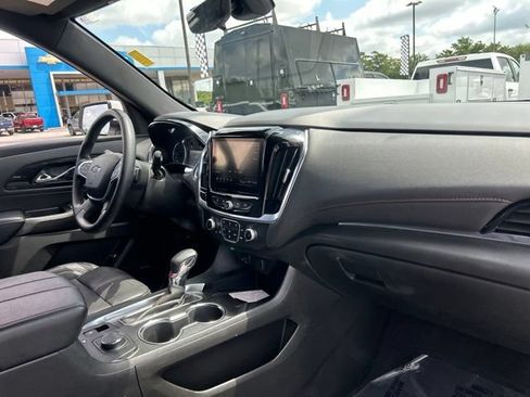 Used 2023 Chevrolet Traverse RS w/ LPO, 'HIT The Road' Package FWD image 34