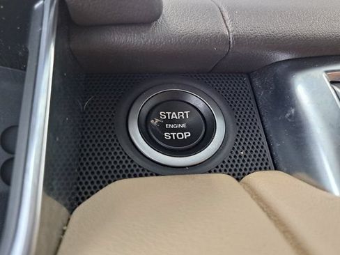 Used 2018 Land Rover Range Rover Sport HSE AWD/4WD image 14