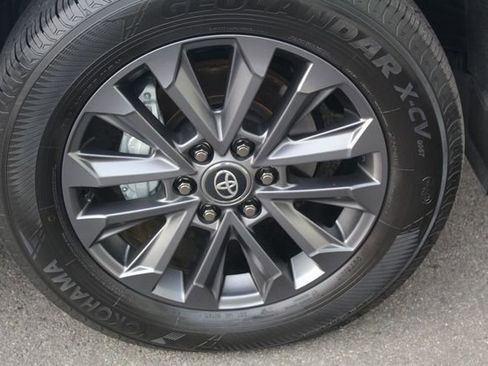 Used 2025 Toyota Land Cruiser w/ Premium Package image 9