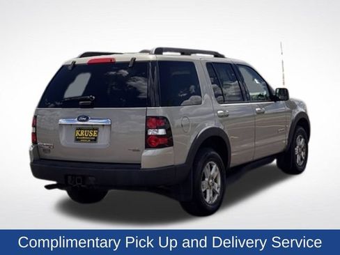 Used 2007 Ford Explorer XLT AWD/4WD image 3
