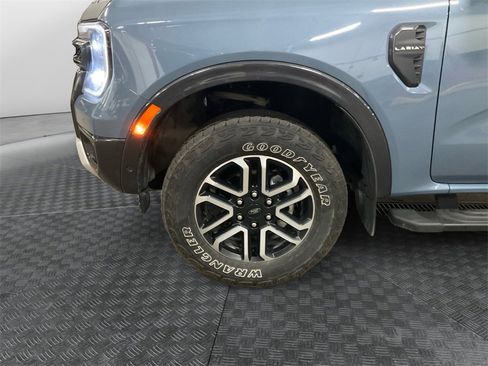 Used 2024 Ford Ranger Lariat w/ FX4 Off-Road Package image 14