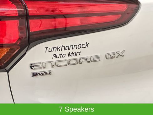 Used 2024 Buick Encore GX Preferred AWD/4WD image 4
