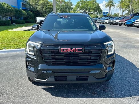 Certified 2025 GMC Terrain Elevation w/ Elevation Premium Package AWD/4WD image 2