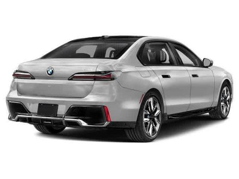 New 2026 BMW 740i xDrive AWD/4WD image 2