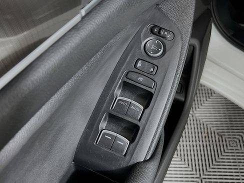 Used 2020 Honda Accord Sport image 18