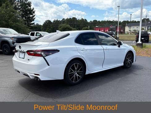 Used 2024 Toyota Camry SE w/ Convenience Package FWD image 5